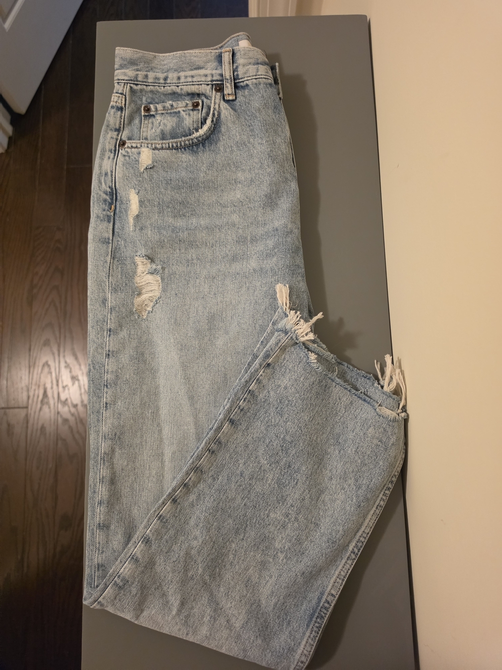 Nuuds Light Wash Distressed Straight Leg Jeans